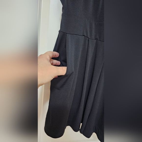 Guess Black Romper with lace undertop - Picture 4 of 5